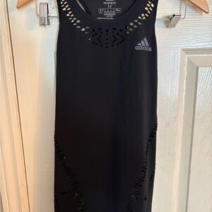 Adidas “PrimeBlue” Black Athletic Tank Top women’s size medium